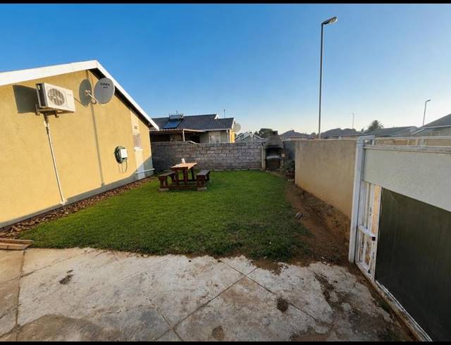 2 BEDROOM HOUSE FOR SALE IN WINDMILL PARK